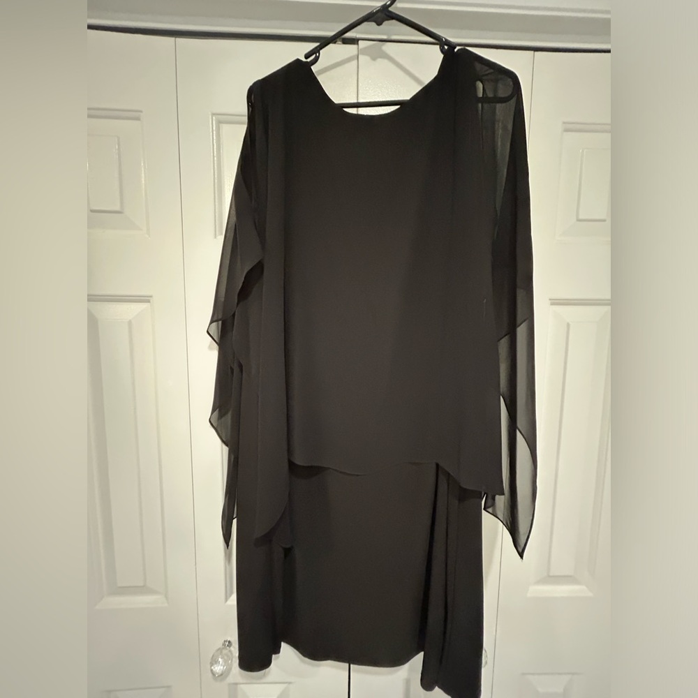 Women’s plus black Sheath Dress